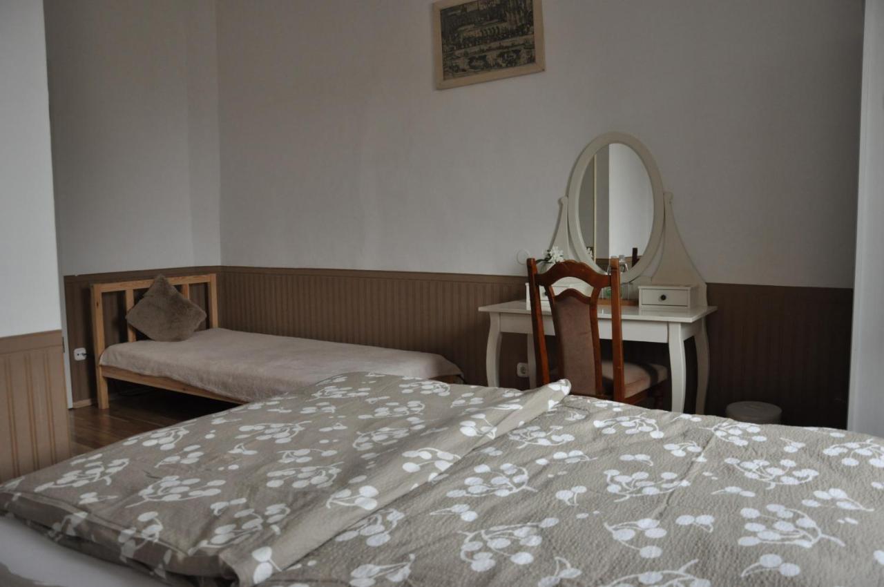 مبيت وإفطار Fertőboz Gloriett Panzio المظهر الخارجي الصورة